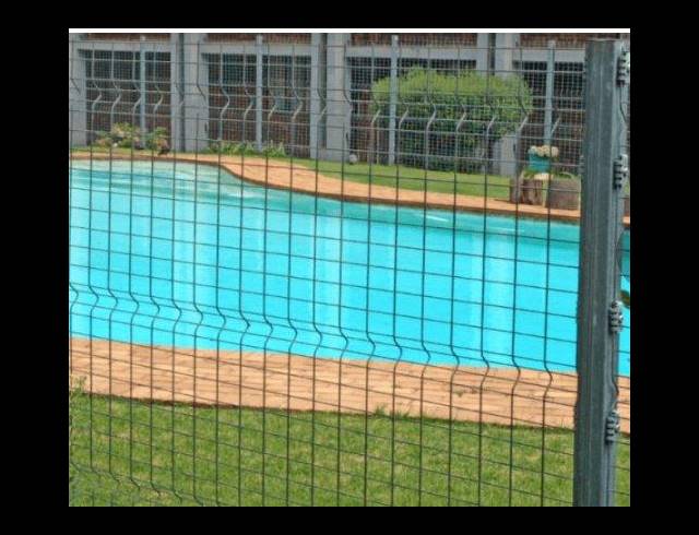 1 BEDROOM APARTMENT FOR SALE IN WINDSOR WEST